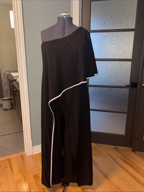 MARINA Black Dress with Green Accent